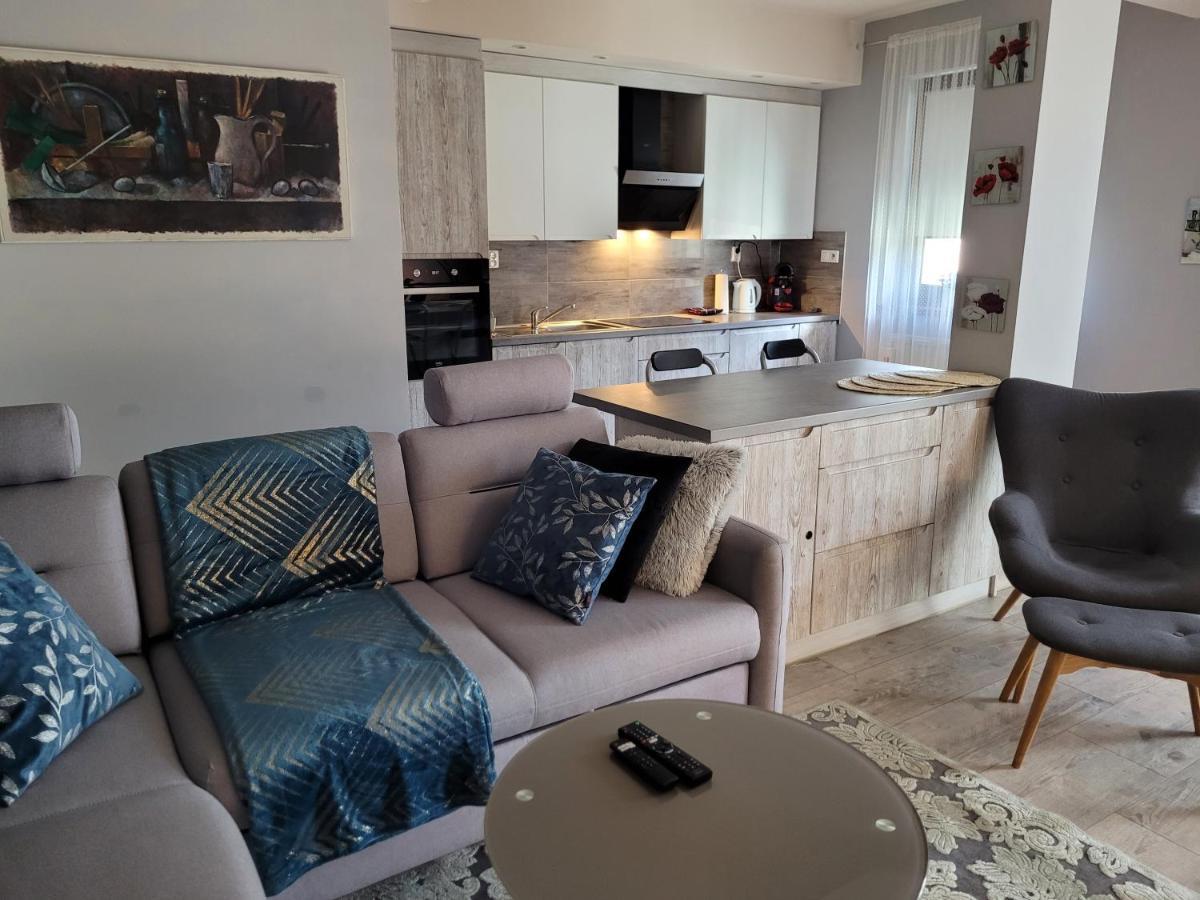 Apartament Lilla Jelenia Gora Ngoại thất bức ảnh