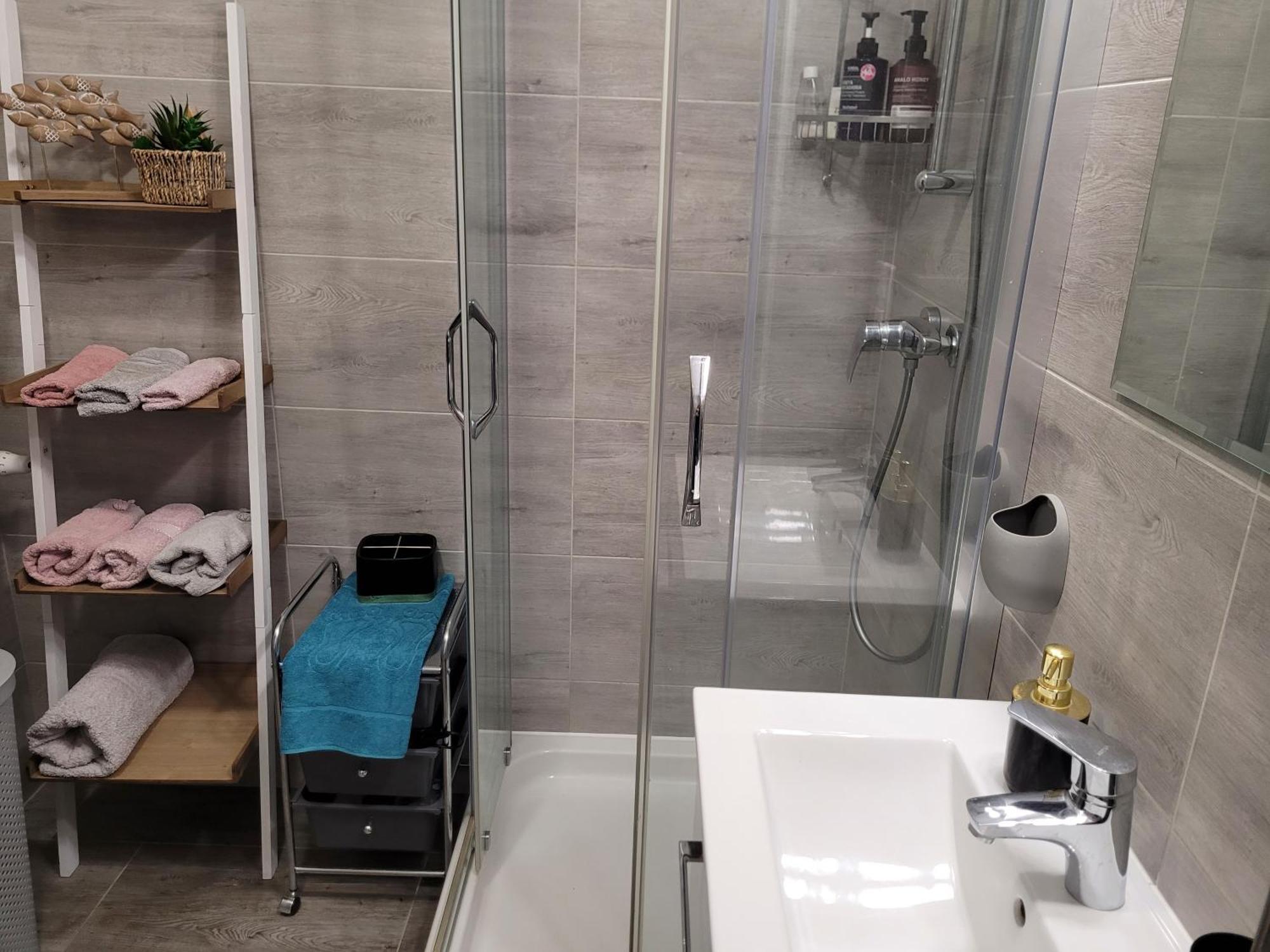 Apartament Lilla Jelenia Gora Ngoại thất bức ảnh